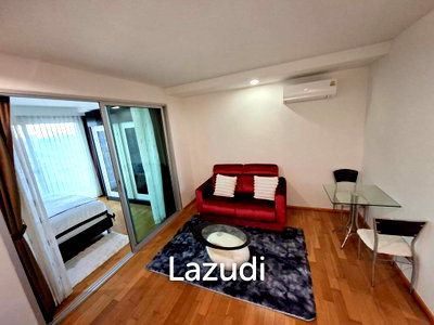 Condos for sale : 38 sqm 1 Bed condo at THE LINE Phahonyothin Park