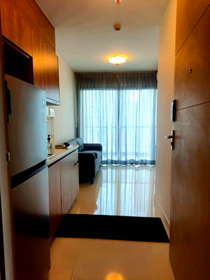 คอนโดให้เช่า : Condo for Rent: Ideo Mix Sukhumvit 103  Near BTS Udom Suk (approx. 20 meters)