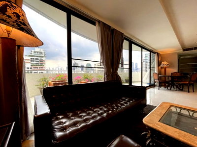 คอนโดให้เช่า : เช่าคอนโด Supalai Place Sukhumvit 39/ศุภาลัย เพลส สุขุมวิท 39 (E6903004) ID Line : @condo101