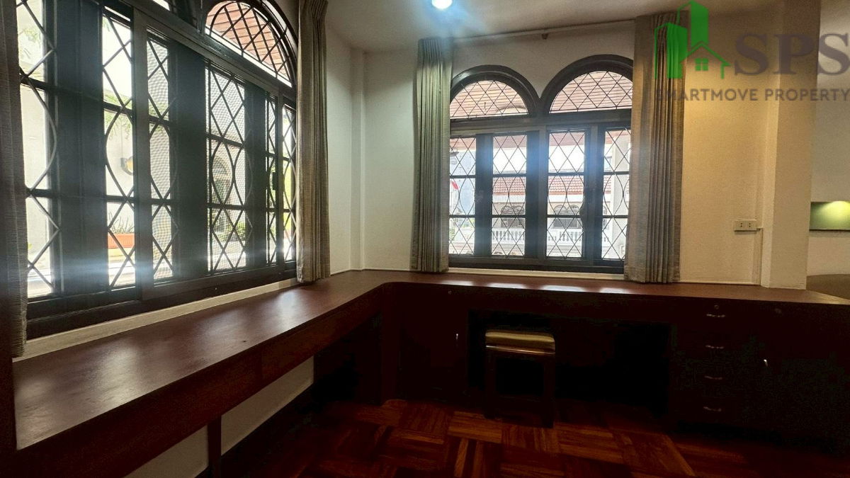 รูป บ้านเดี่ยวให้เช่า ซอยสุขุมวิท 47 ทองหล่อ ( SPSEVE1773 ) - รูปที่ 12/20