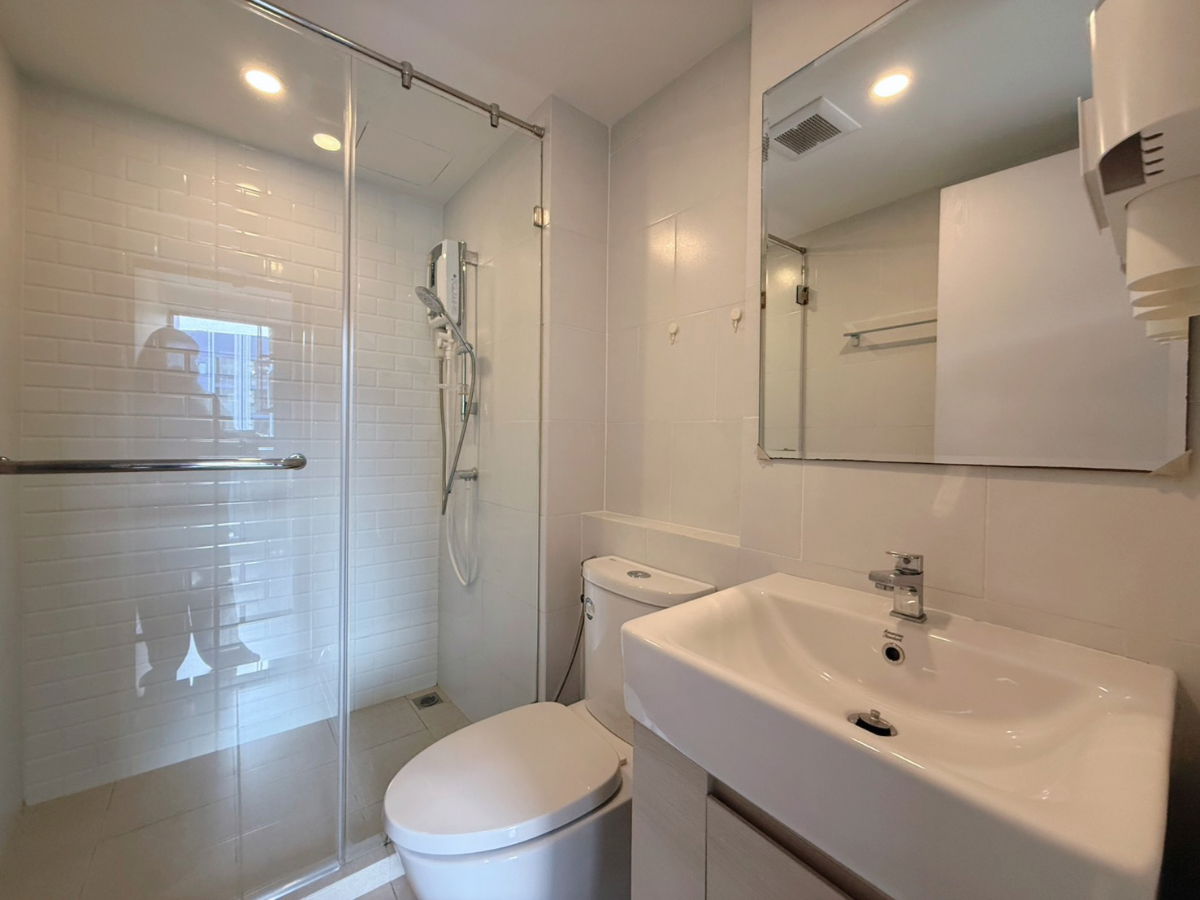 รูป ให้เช่าคอนโด ชีวาทัย ฮอลล์มาร์ค ลาดพร้าว โชคชัย 4 Chawathai Hallmark Ladprao - Chokchai 4 ใกล้รถไฟฟ้า MRT สายสีเหลืองสถานีโชคชัย 4 ประมาณ 5 นาที - รูปที่ 13/18