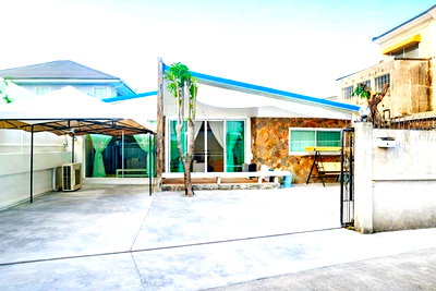 เช่าบ้านเดี่ยว ถนนลาดพร้าว : เซ็นทรัล อีสต์วิลล์ 55 ตร.ว.220 ตร.ม.บ้านเดี่ยว ใกล้MRT ลาดพร้าว 71 900 ม.ออกแบบฟังก์ชันลงตัว 2-3นอน 2 น้ำ