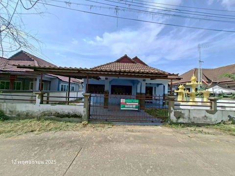HOME for sale Wang Pong Pran Buri Prachaubkirikhan