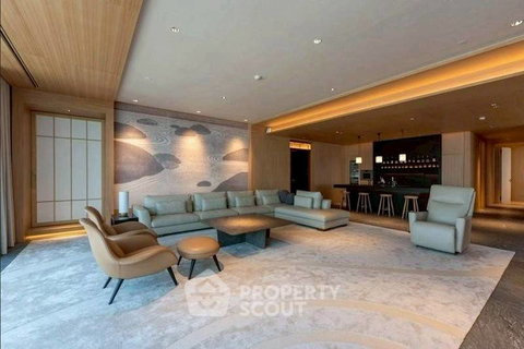 4-BR Condo at Four Seasons Private Residences Bangkok near BTS Saphan Taksin (ID 2702006)