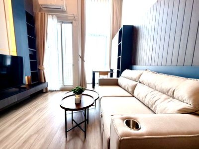 Condos for rent : Duplex for rent new room 1 bedroom 1 bathroom fully furnished. Ready to move in!