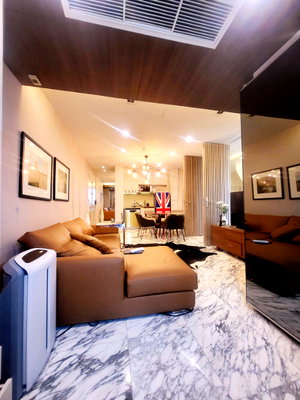 Condos for rent : 🏙️✨ Condo for Rent at Ideo Huai Khwang Interchange – Beautifully Renovated Unit, Only 80 meters from MRT Huai Khwang ✨🏙️