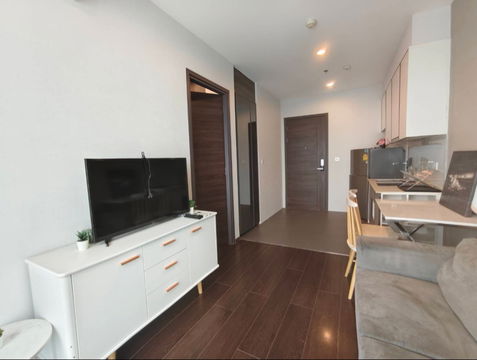 🔥 ห้องสวยมุมดี ! C Ekkamai ชั้น 27 กว้าง 35 ตร.ม. 🔥