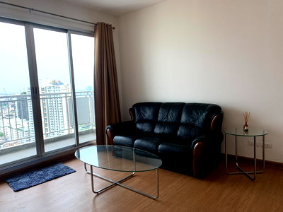 Condos for rent Bangna - Trat  : P-125237 Stunning Road View! 2 Bed Centric Scene Sukhumvit 64 Near BTS Udom Suk 26,000 THB | Line Id: @easycondoplus | 099-229-6397