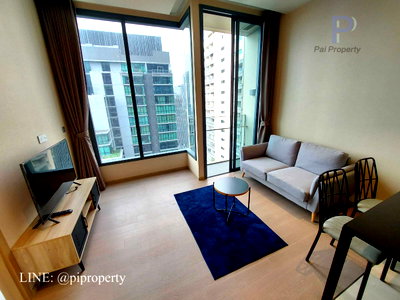 ขายคอนโด : ขายห้องชุด 1 ห้องนอน ตกแต่งครบครัน ในโครงการ Esse Asoke ชั้นสูง หันหน้าไปทางทิศเหนือ อากาศเย็นสบาย ทำเลดีเยี่ยมในย่านอโศก ใกล้รถไฟฟ้า BTS และ MRT