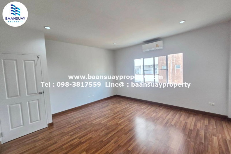 รูป ให้เช่า ทาวน์โฮม 3 ชั้น ทาสีใหม่ทั้งหลัง ถนนสุทธิสาร ใกล้ MRT สุทธิสาร 1 กม. - รูปที่ 12/13