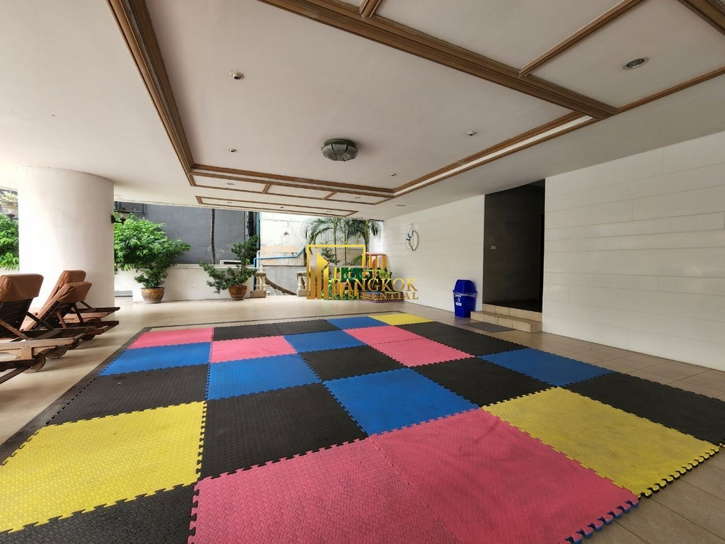 รูป Rare 4 Bedroom Penthouse Apartment For Rent in Asoke Area - BR21189AP - รูปที่ 44/49