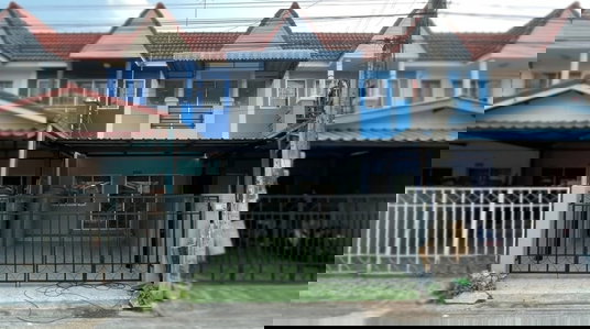 URGENT SALE! 2‑Storey Townhouse — Chutima Village Phase 5, Soi Mangkon–Nakdee Land 15.4 sq.wah (~61.6 sqm / ~663 sq.ft)