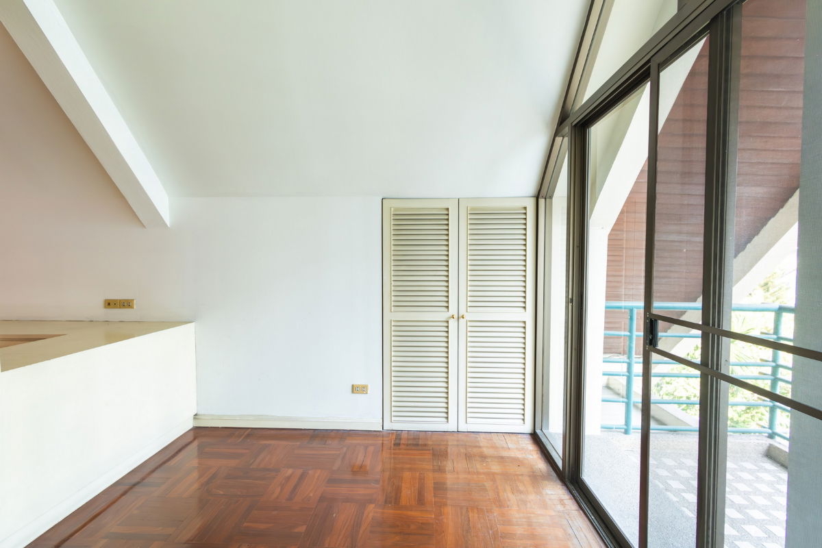 รูป ขายบ้านเดี่ยวหัวมุม ใจกลางสุขุมวิท 24 ใกล้รถไฟฟ้าพร้อมพงษ์ เอ็มโพเรียม พื้นที่ใช้สอยเยอะมาก_BL179 - รูปที่ 39/51