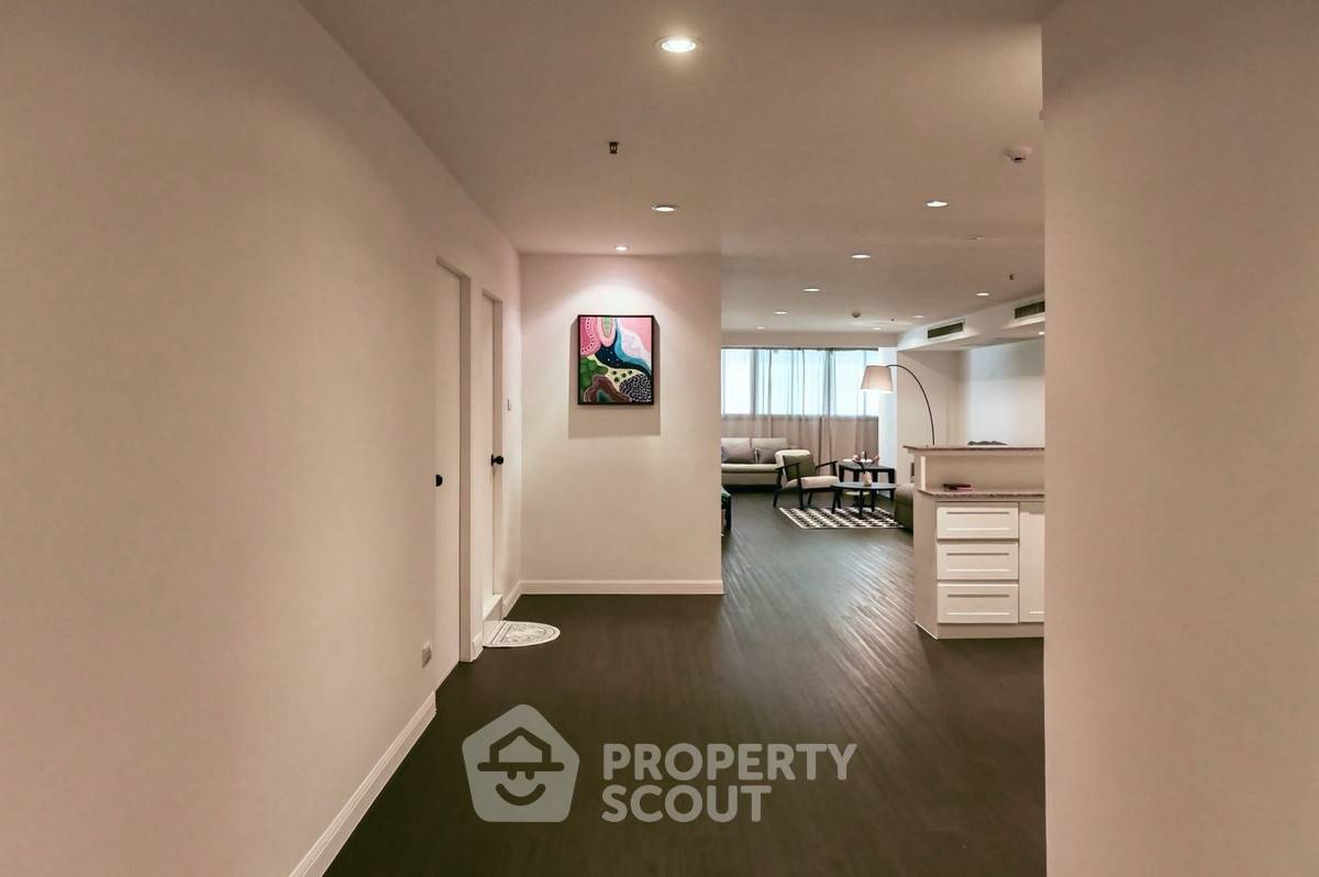รูป คอนโดเลี้ยงสัตว์ได้ 2 ห้องนอน Crystal Garden Condominium ใกล้ BTS Nana (ID 2379808) - รูปที่ 6/13