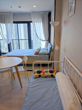 ให้เช่าคอนโด เดอะ โพลิแทน รีฟ อาคาร 1 ชั้น 49 1 ห้องนอน ขนาด 30 ตรม ใกล้ สะพานพระนั่งเกล้า