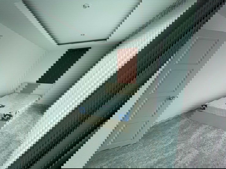 รูป ให้เช่า บ้านแฝดใหม่+หลังมุม หมู่บ้านร่มเย็นฯ บางเขน-เทพรักษ์ มี 2 ห้องนอน 3ห้องน้ำ เนื้อที่ 45 ตรว. พร้อมอยู่ เพียง 14,000 บาท - รูปที่ 9/22