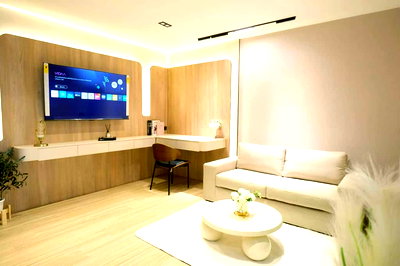 Condos for sale : Condo for Sale in Prime Location, Near MAYA Mall & Nimmanhaemin Road Excellent location with a beautiful room and open view