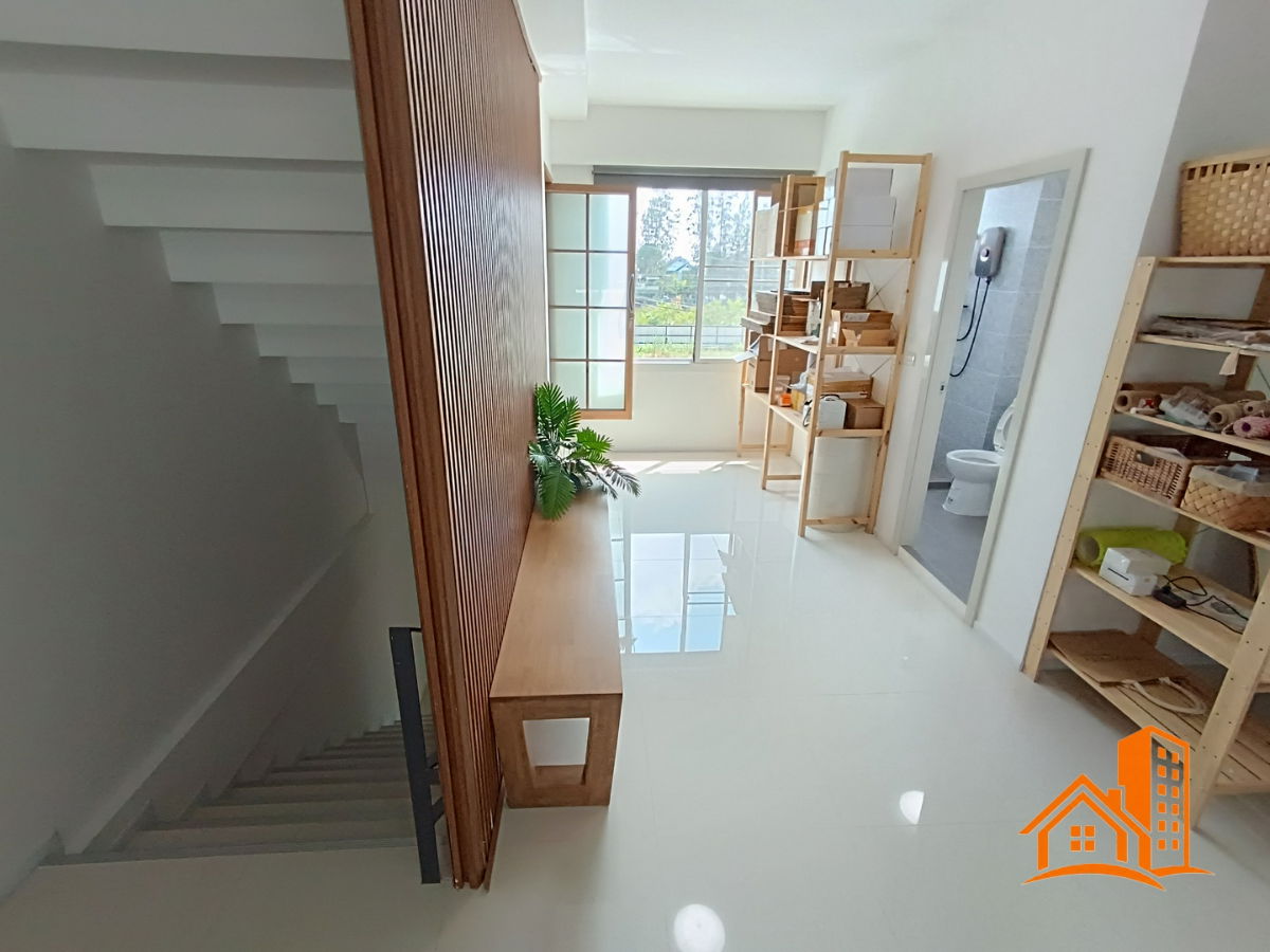 รูป อาคารพาณิชย์ 3.5 ชั้น หลังมุม วิซีโอ ร่มเกล้า-สุวรรณภูมิ (Vizio Romklao-Suvarnabhumi) - รูปที่ 21/34