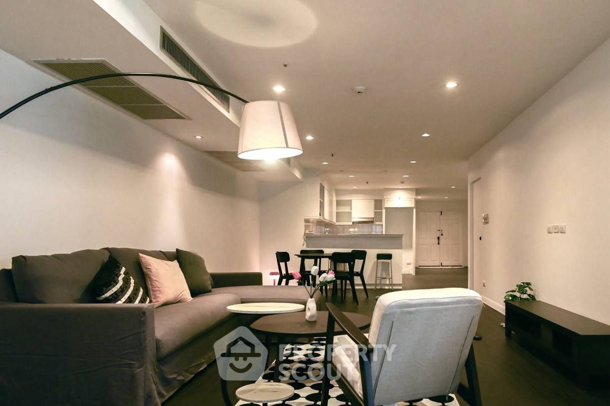 รูป คอนโดเลี้ยงสัตว์ได้ 2 ห้องนอน Crystal Garden Condominium ใกล้ BTS Nana (ID 2379808) - รูปที่ 7/13