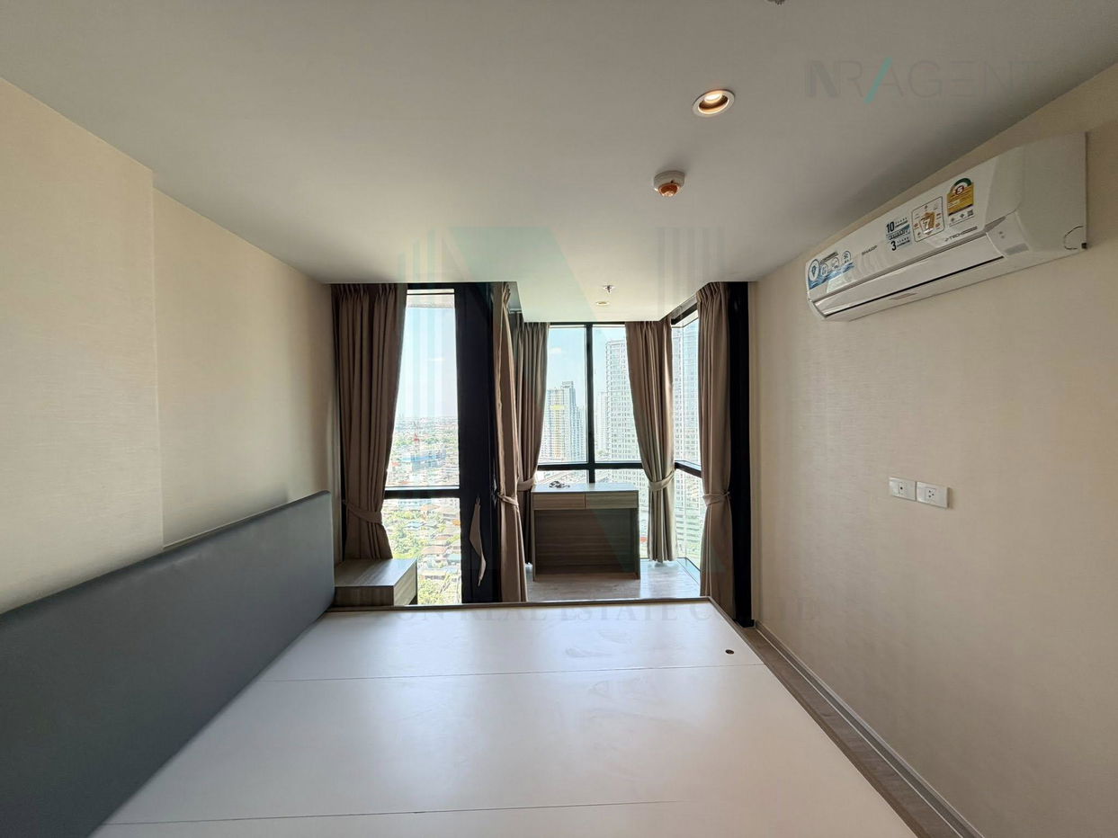 รูป ให้เช่าคอนโด อัลติจูด ยูนิคอร์น สาทร-ท่าพระ อาคาร 1 ชั้น 21 Duplex 2 ห้องนอน ขนาด 61 ตรม ใกล้ ตลาดกระต่ายมั่งคั่ง - รูปที่ 8/8