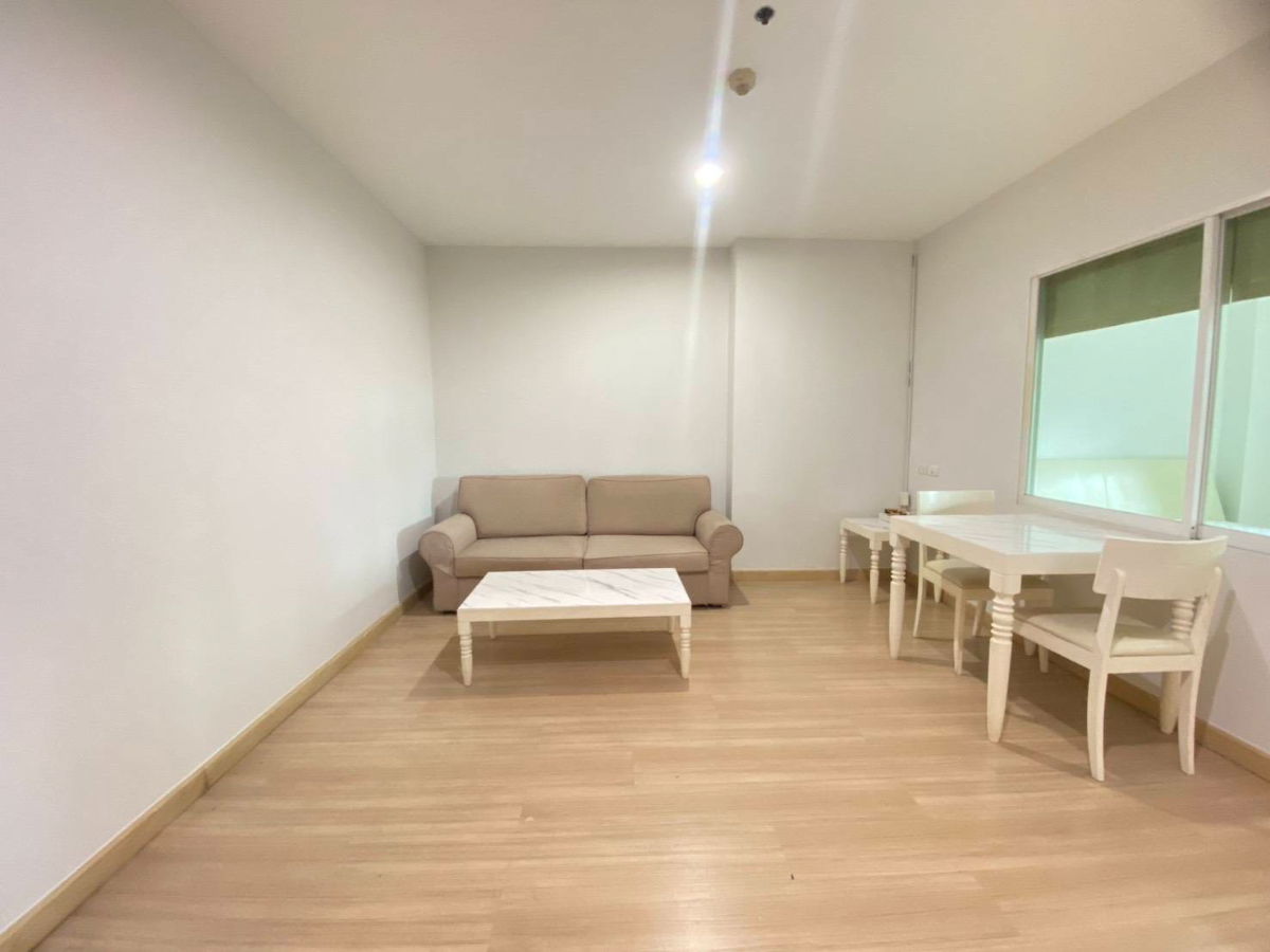 รูป Best Price ✨ ขาย คอนโด ไลฟ์ แอทสาทร10 ห้องสวยมาก ตกแต่งพร้อมเข้าอยู่ | Code DS1144 Line : @Dstay - รูปที่ 4/9