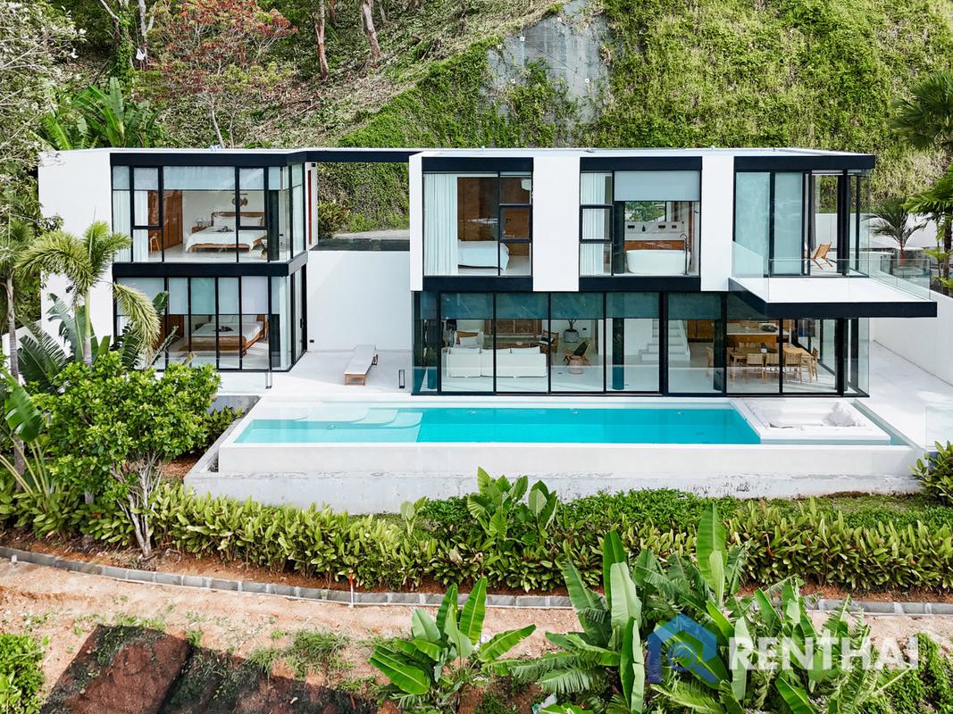 For sale villa  at Isola Phuket