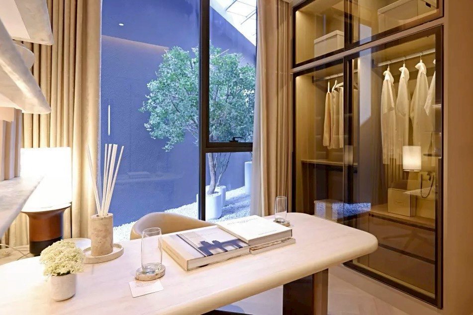 รูป LTH14450– Designed for Discerning Homeowners | STILL Sukhumvit 20 | Condo for Sale | 124 sqm | 2 Beds 2 | 48,22 MB ( FROM 50.22 MB) - รูปที่ 1/6