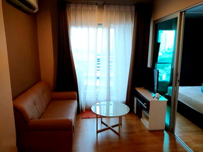 Condos for rent : Condo for Rent: Aspire Rama 4 Near BTS Ekkamai (600 meters)