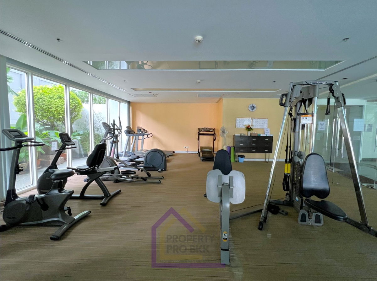 รูป 🌟 ให้เช่า คอนโด 2 ห้องนอน ขนาดใหญ่ วิวเมืองโล่ง เดินเพียง 300 ม. ถึง BTS พร้อมพงษ์ - รูปที่ 22/26