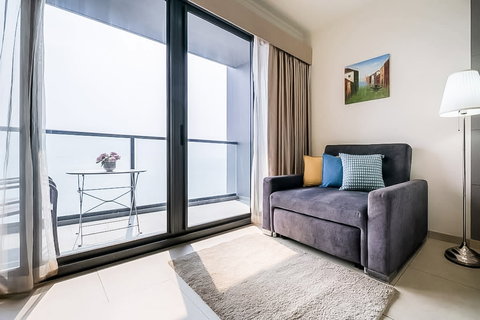 รูปภาพ Sea view Studio Condominium for Rent at Zire Wongamat
