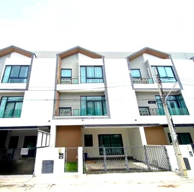 Townhouses for rent Central Rama 2 : For rent Mews Tientalay 15 ready to move