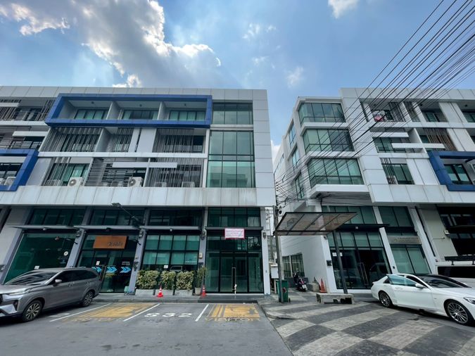 💎 Special Offer for Sale Nirvana Development Public Company Limited Beautifully decorated, fully furnished, move-in ready.