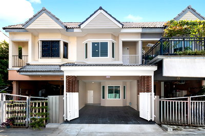 ทาวน์โฮม สถาบันการจัดการปัญญาภิวัฒน์ : ทาวน์โฮม 2 ชั้น รีโนเวทใหม่ หมู่บ้านพิมลกาญจน์ แจ้งวัฒนะ เลียบคลองประปา-ใกล้เมืองทองธานี