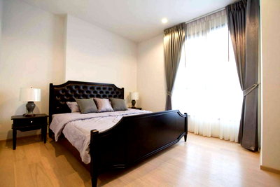 ขายคอนโด : ขาย เอช คิว ทองหล่อ ห้องสวย มีอ่างอาบาน้ำ วิวเมือง ราคาดีมาก I Code DS1468 Line : @Dstay