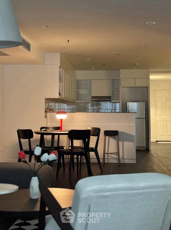 รูป คอนโดเลี้ยงสัตว์ได้ 2 ห้องนอน Crystal Garden Condominium ใกล้ BTS Nana (ID 2379808) - รูปที่ 2/13