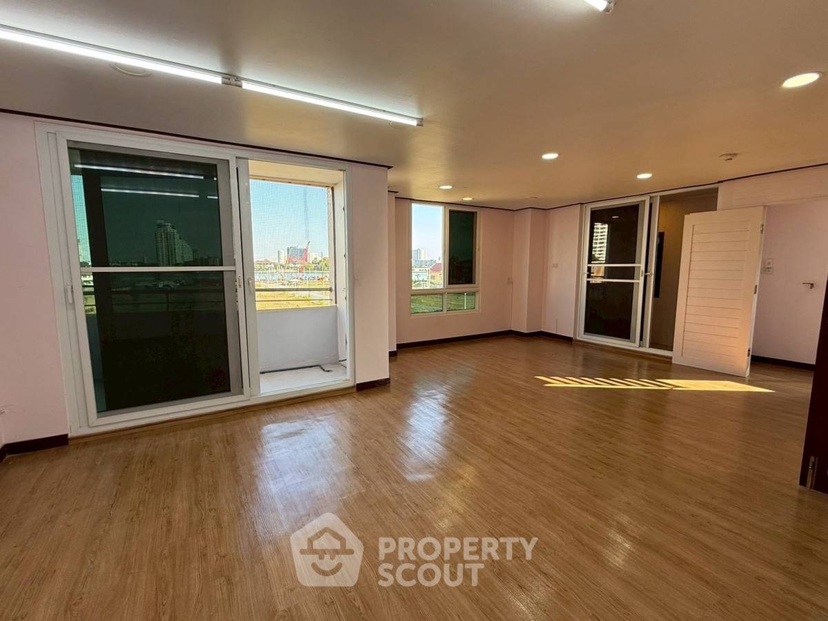 รูป คอนโด 2-ห้องนอน ที่ เจริญนคร ริเวอร์ เพลส ใกล้ เจริญนคร (ID 2705633) - รูปที่ 5/13