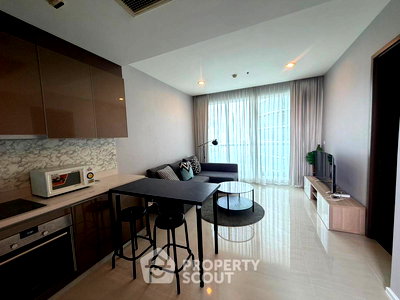 Condos for sale : 1-BR Condo at Menam Residences in Wat Phraya Krai (ID 2564889)
