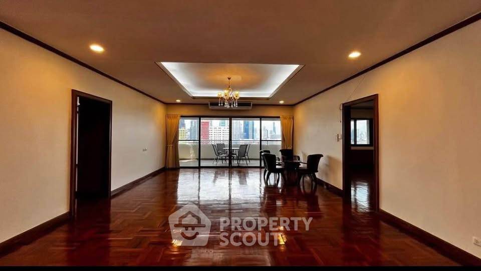 รูป คอนโด 4-ห้องนอน ที่ ทาวเวอร์ พาร์ค ใกล้ ARL มักกะสัน (ID 2707292) - รูปที่ 3/9