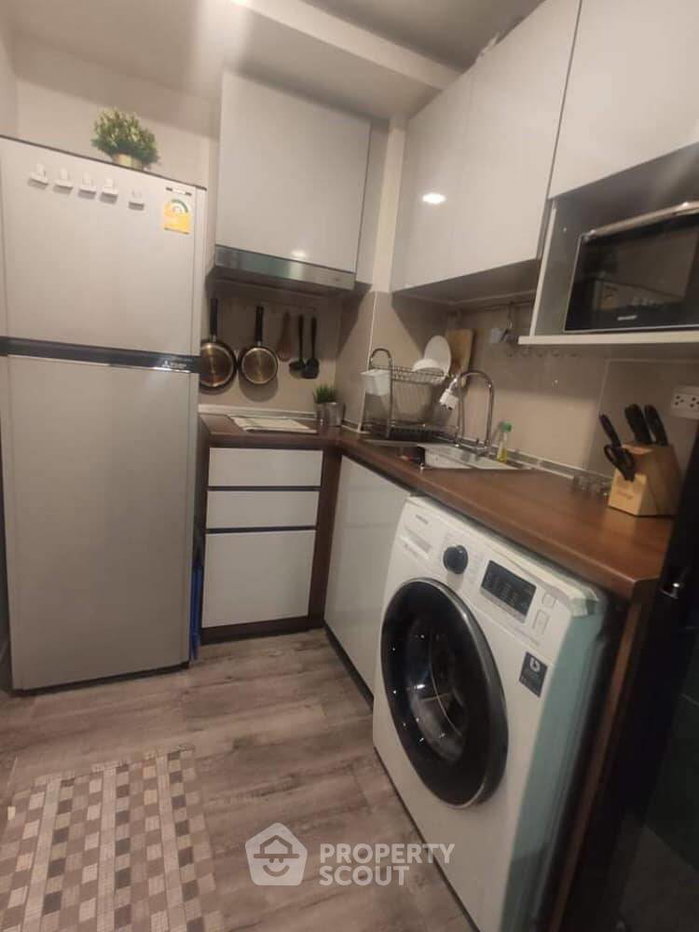 picture 1-BR Condo at Modiz Ratchada 32 in Chan Kasem (ID 495711) - 3/7