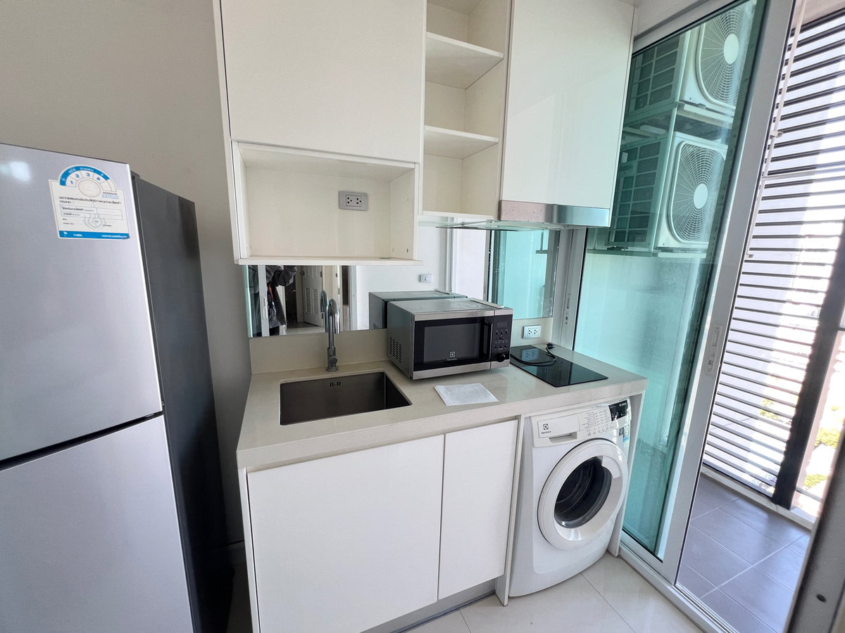 picture For rent: The Sky Sukhumvit, large room, affordable price. - 5/16