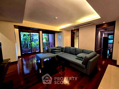 Condos for rent Assumption Convent Silom School : 3-BR Condo at Supreme Residence Condominium in Chong Nonsi (ID 2707951)