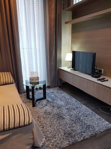 Edge by Sansiri Sukhumvit 23 | Adjacent to MRT Sukhumvit and BTS Asok.#WER014