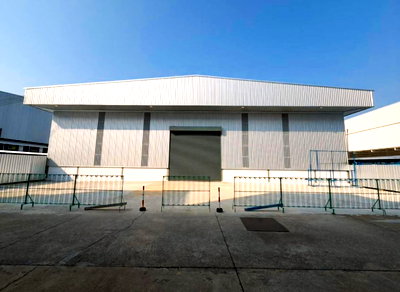 Factory for rent Central Rama 2 : WS6814 🏭 Large warehouse for rent, Singha Thai, Bang Khun Thian, with parking area. Only 300,000 baht/month.
