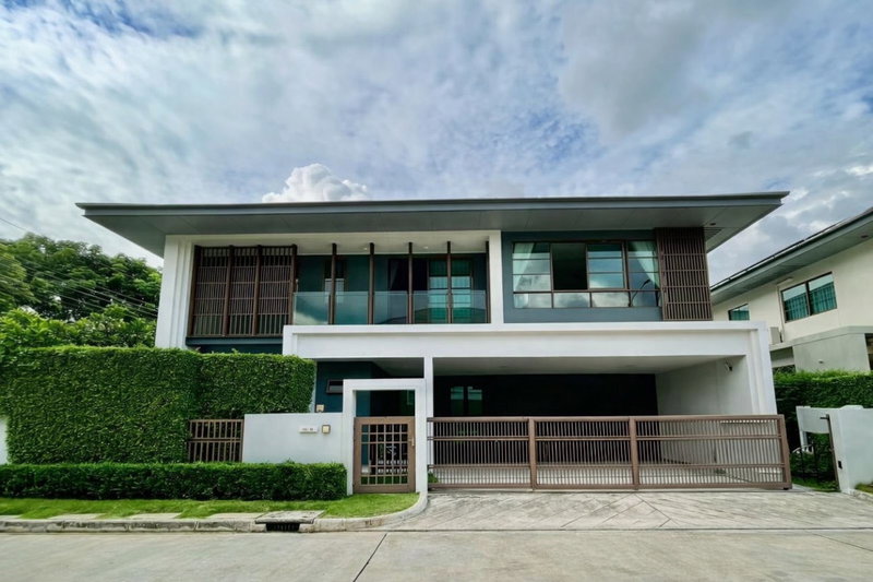ขายบ้านเดี่ยว : ขายบ้านหรู เศรษฐสิริ พหล–วัชรพล 75 ตร.ว. หลังมุม ทิศใต้ เพียง 15 นาทีถึงสนามบินดอนเมือง