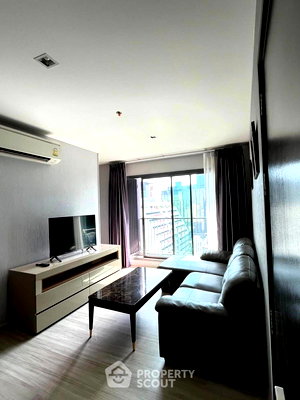 Condos for rent Victory Monument : 2-BR Condo at Rhythm Rangnam near BTS Victory Monument (ID 2456694)