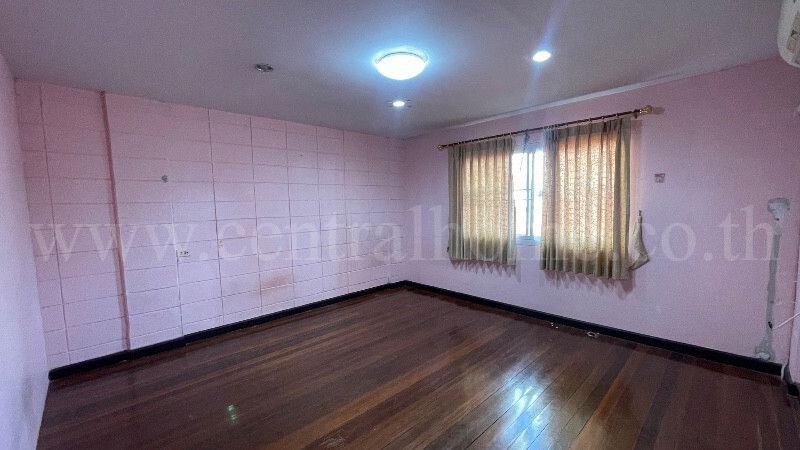 รูป ทาวน์เฮ้าส์ ประชานิเวศน์ ซอย 3 ราคาถูก - รูปที่ 23/28