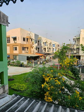 B0017 ขาย ซื้อ ทาวน์โฮม รามอินทรา มัยลาภ หมู่บ้านธันยกานต์ ราคาถูก สนใจ Line: @951qfbfi