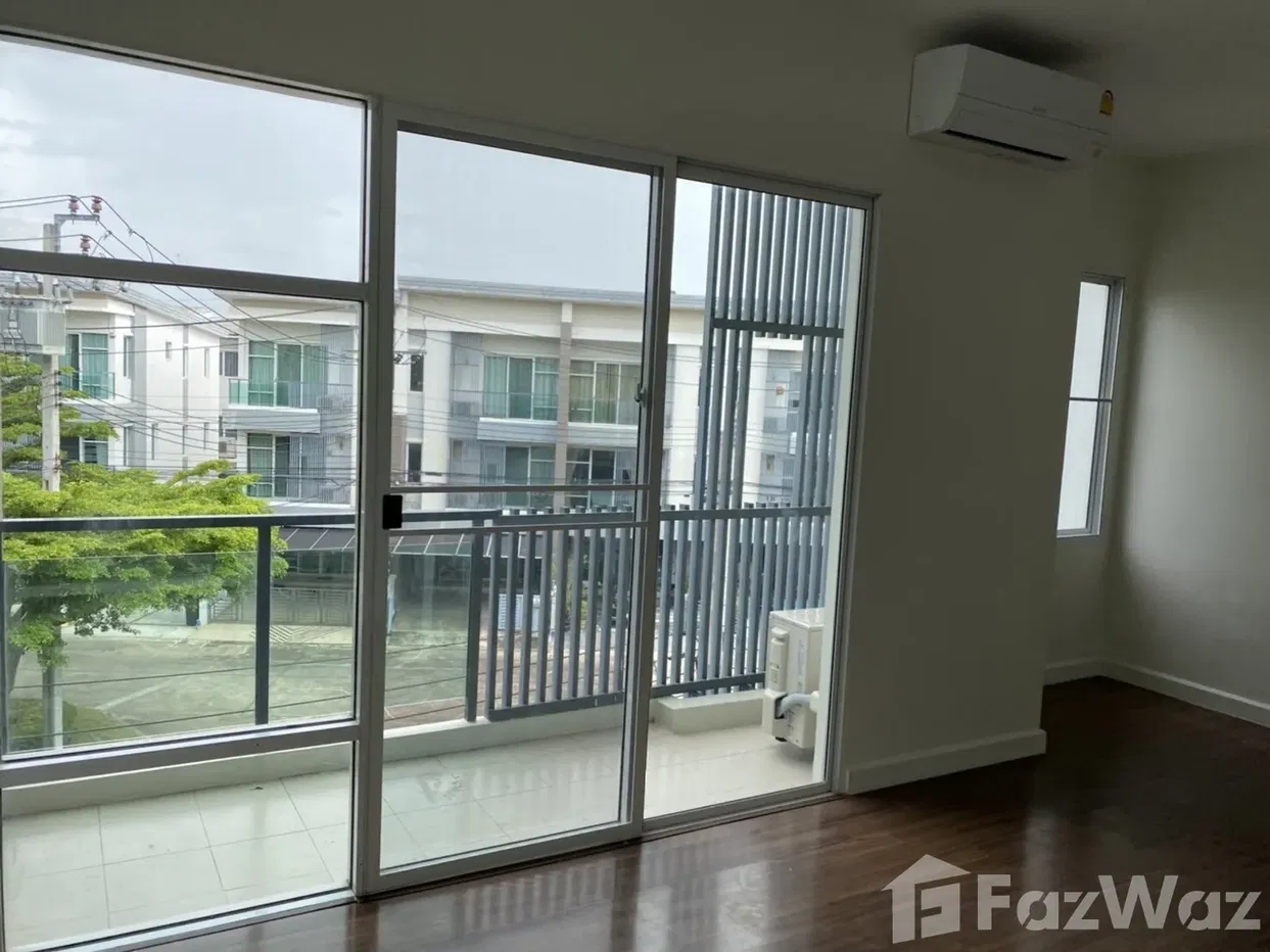 รูป ทาวน์เฮ้าส์ให้เช่า 4 ห้องนอน ในโครงการ Town Avenue Srinagarindra 1971729 - รูปที่ 9/16