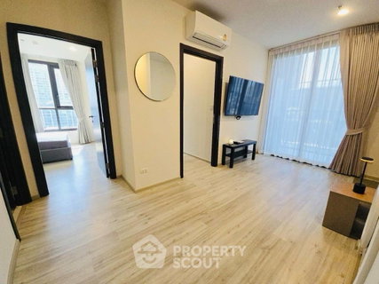 2-BR Condo at XT Huaikhwang near MRT Huai Khwang (ID 2477197)
