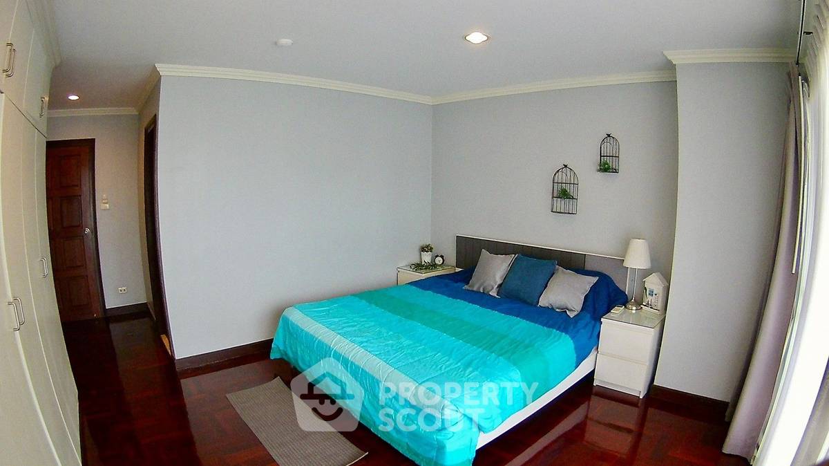 รูป คอนโด 3-ห้องนอน ที่ ริชมอนด์ พาเลส คอนโดมิเนียม ใกล้ BTS พร้อมพงษ์ (ID 1369138) - รูปที่ 8/19